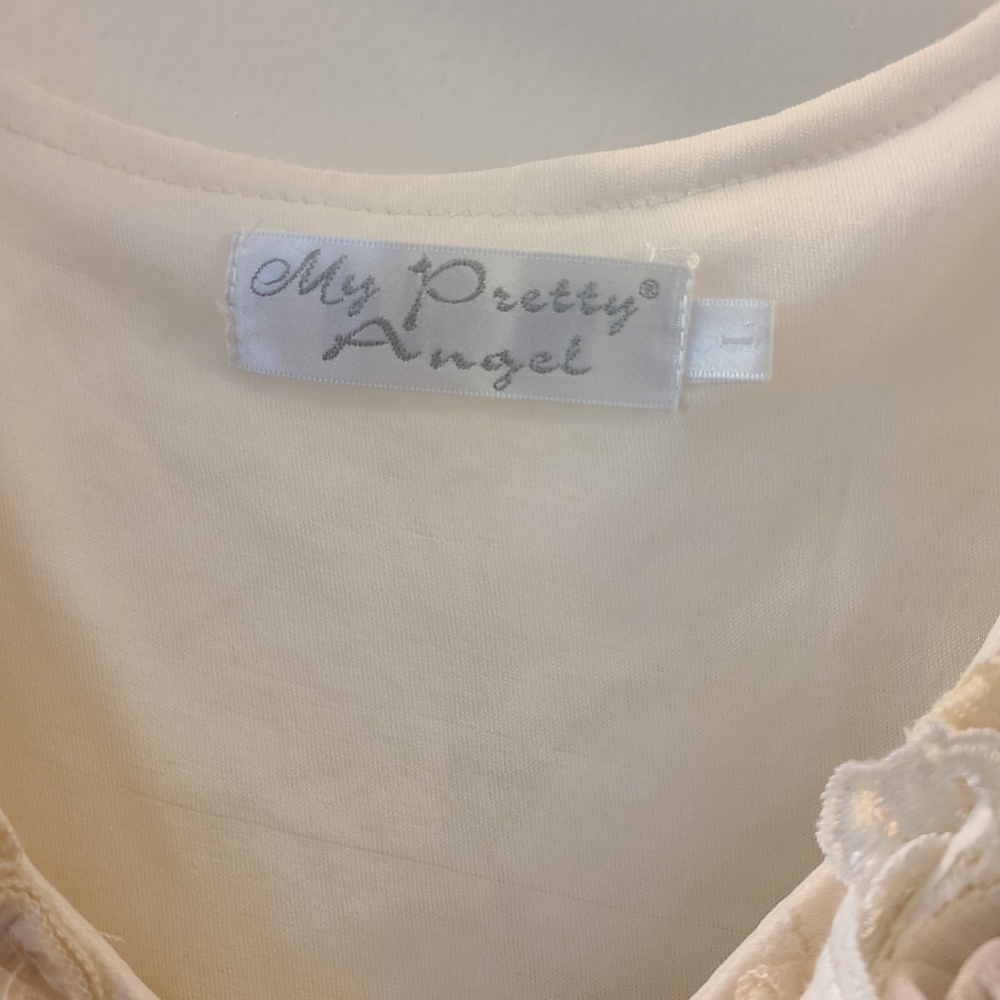 Pretty Angel Ivory Floral Lace Tunic - Picture 2 of 2